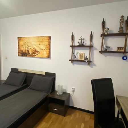 Apartament Bogoslovovi Varna Buitenkant foto