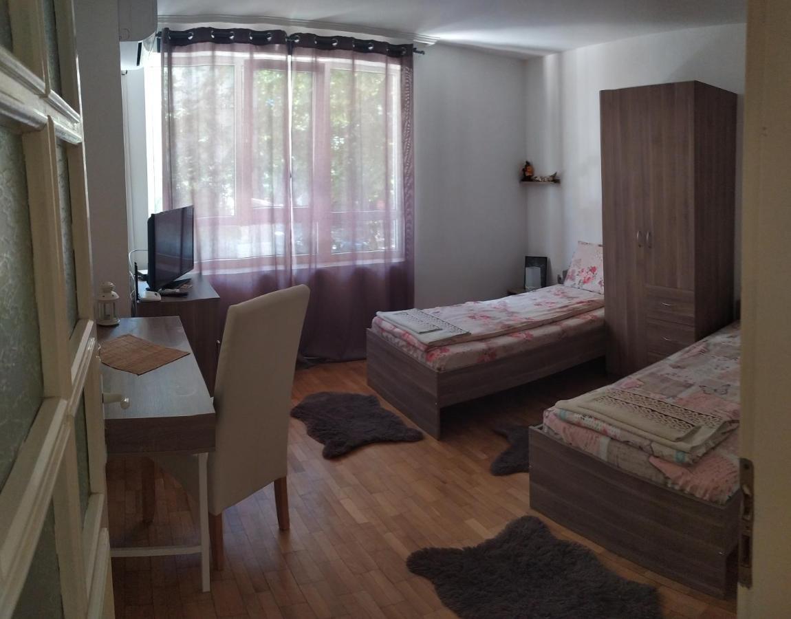 Apartament Bogoslovovi Varna Buitenkant foto